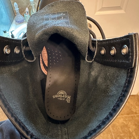 Docs Dr. Martens 1460 (11822) Nappa Leather Lace Up Boots Mens Size 8 - Picture 8 of 9